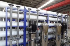 詳細地介紹電子廠專用反滲透處理設備(圖) 詳細地介紹電子廠專用反滲透處理設備(圖)